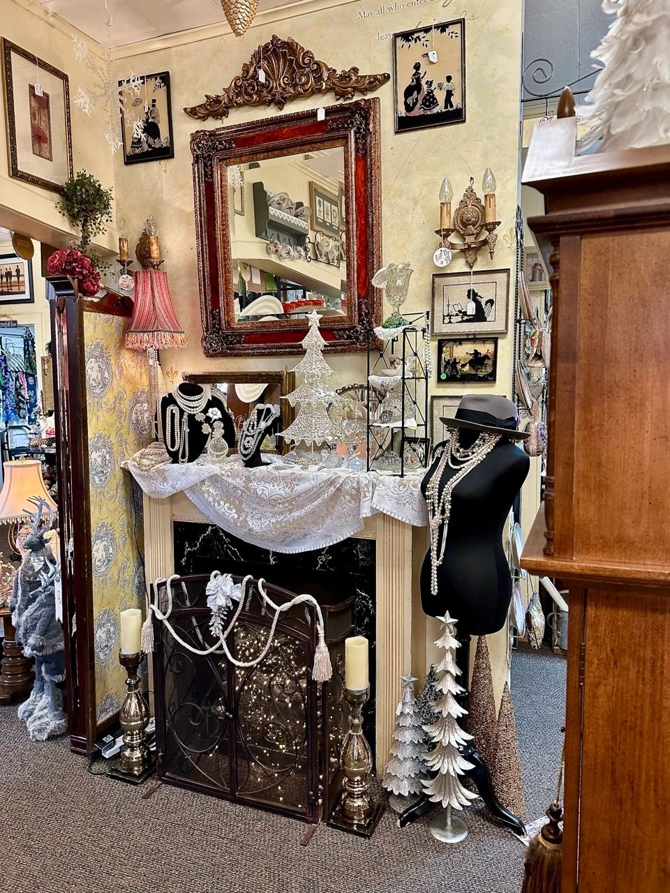 Post-Thanksgiving Tidings & Black Friday Cheer!